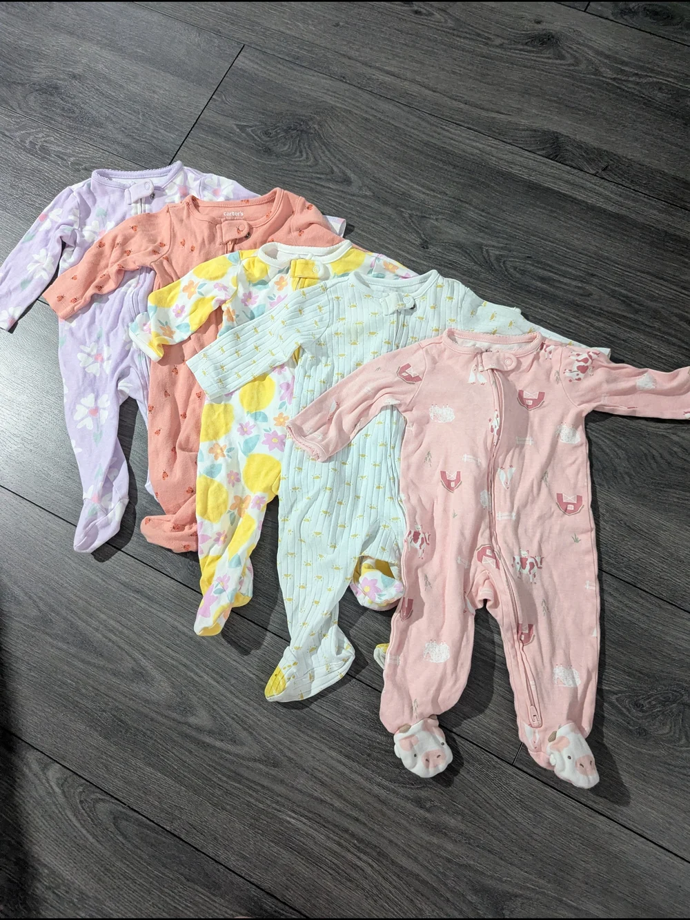 Set of 5 Mixed Carter's Pastel Baby Zipper Sleepers - Size 6 Months